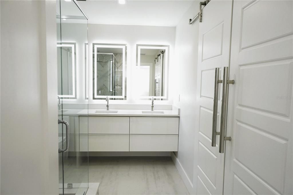 For Rent: $3,700 (3 beds, 2 baths, 2031 Square Feet)