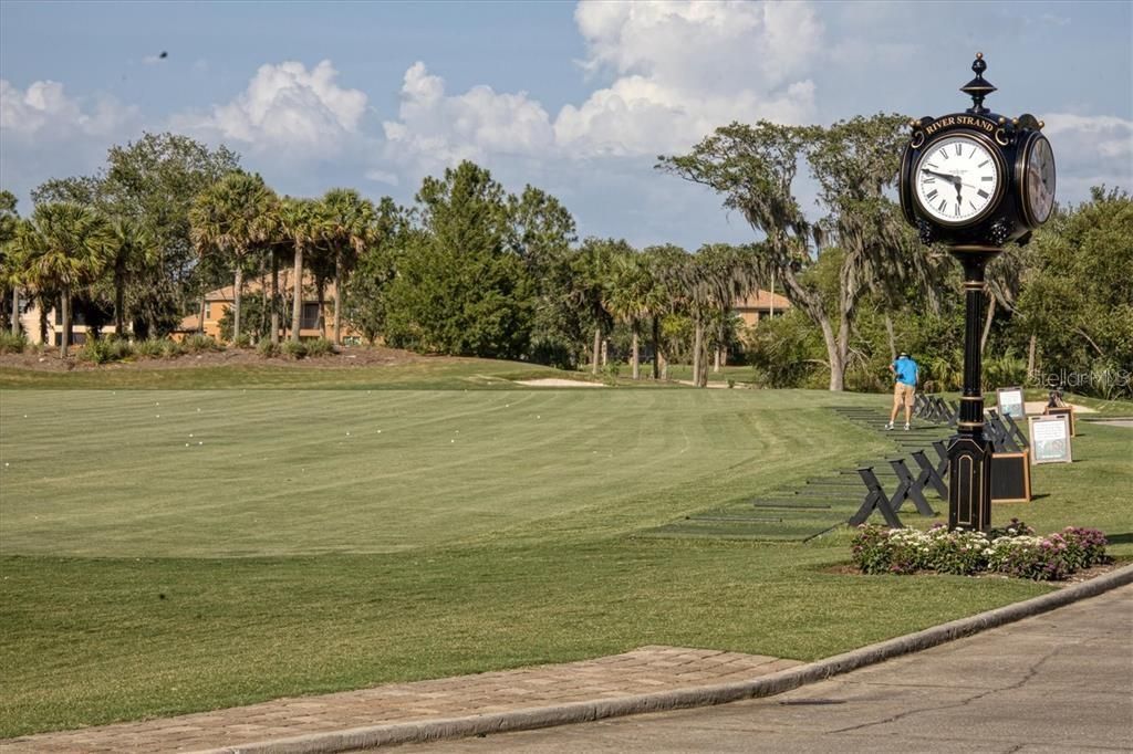 На продажу: $269,900 (2 спален, 2 ванн, 1121 Квадратных фут)