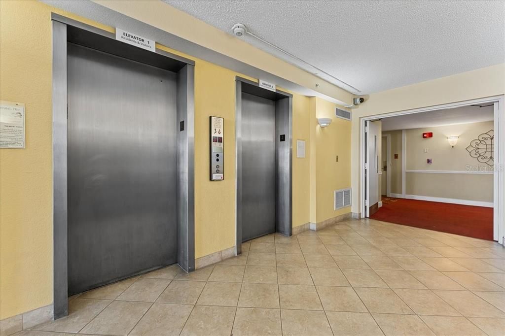 For Sale: $159,900 (1 beds, 1 baths, 745 Square Feet)