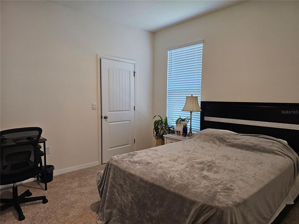 En Venta: $524,900 (4 camas, 3 baños, 2142 Pies cuadrados)