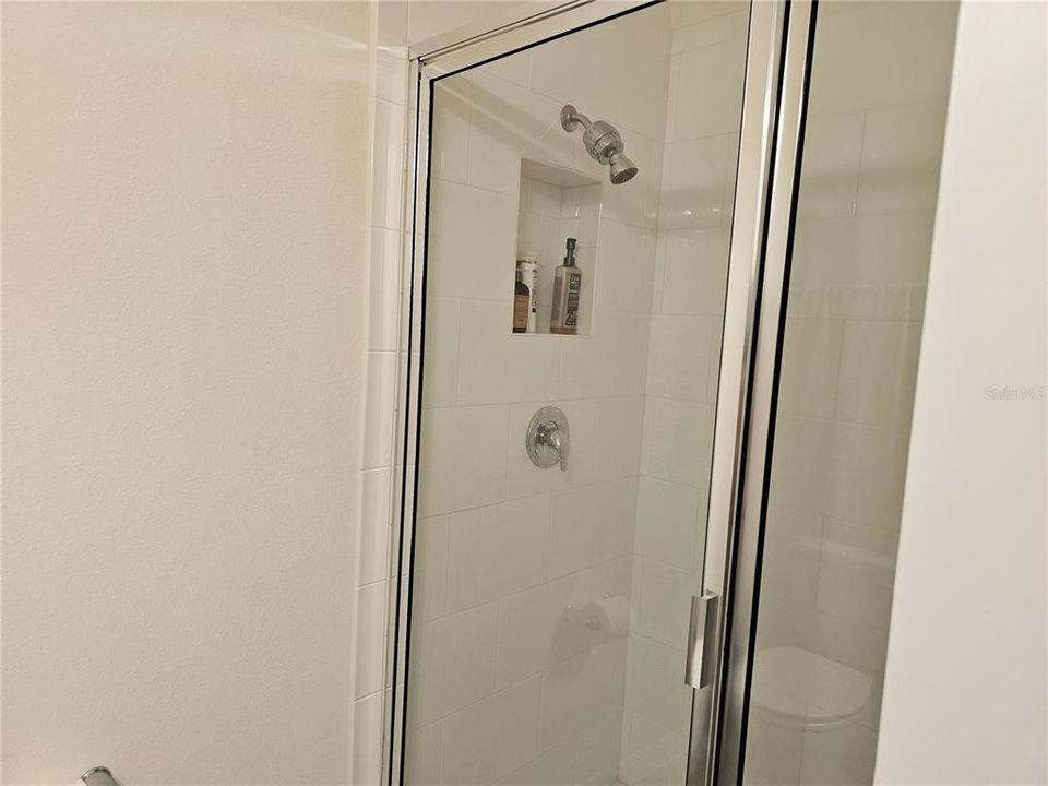 En Venta: $524,900 (4 camas, 3 baños, 2142 Pies cuadrados)