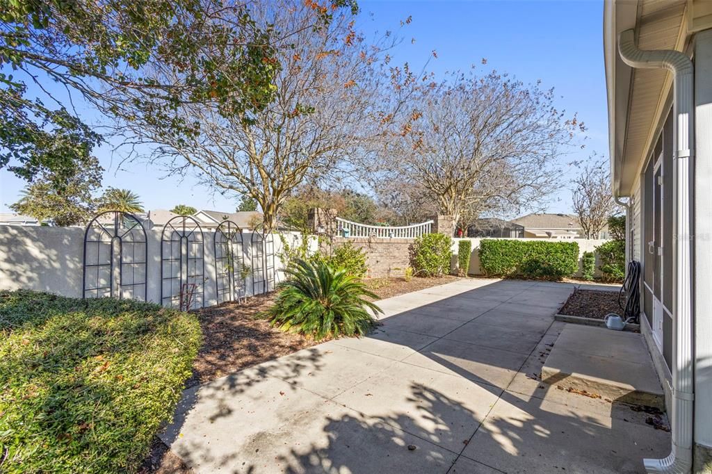 En Venta: $299,999 (2 camas, 2 baños, 1283 Pies cuadrados)