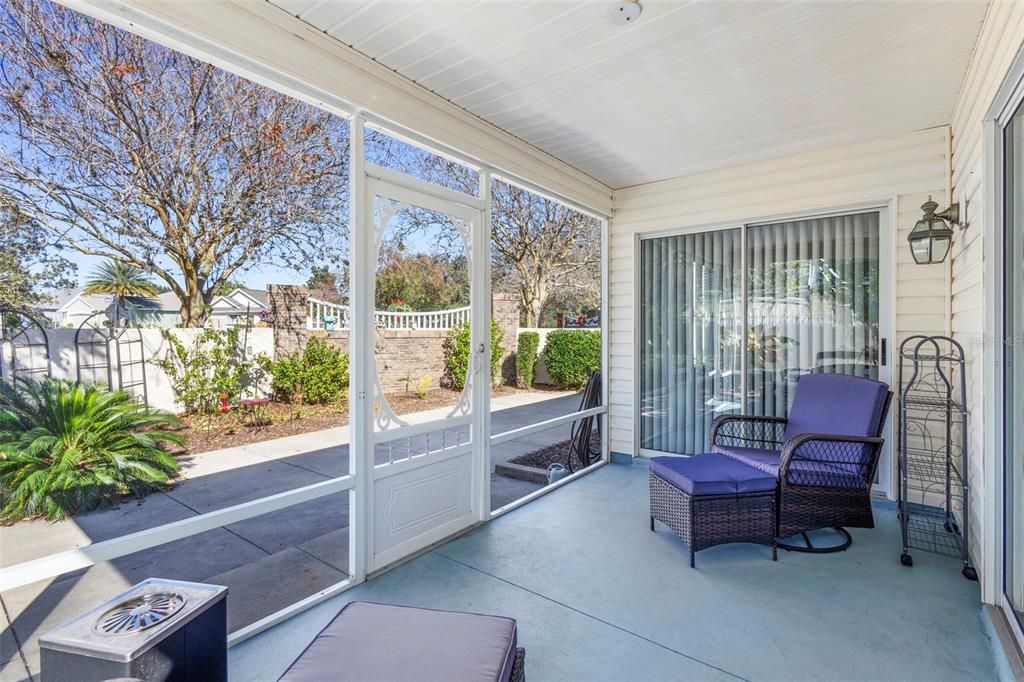 En Venta: $299,999 (2 camas, 2 baños, 1283 Pies cuadrados)