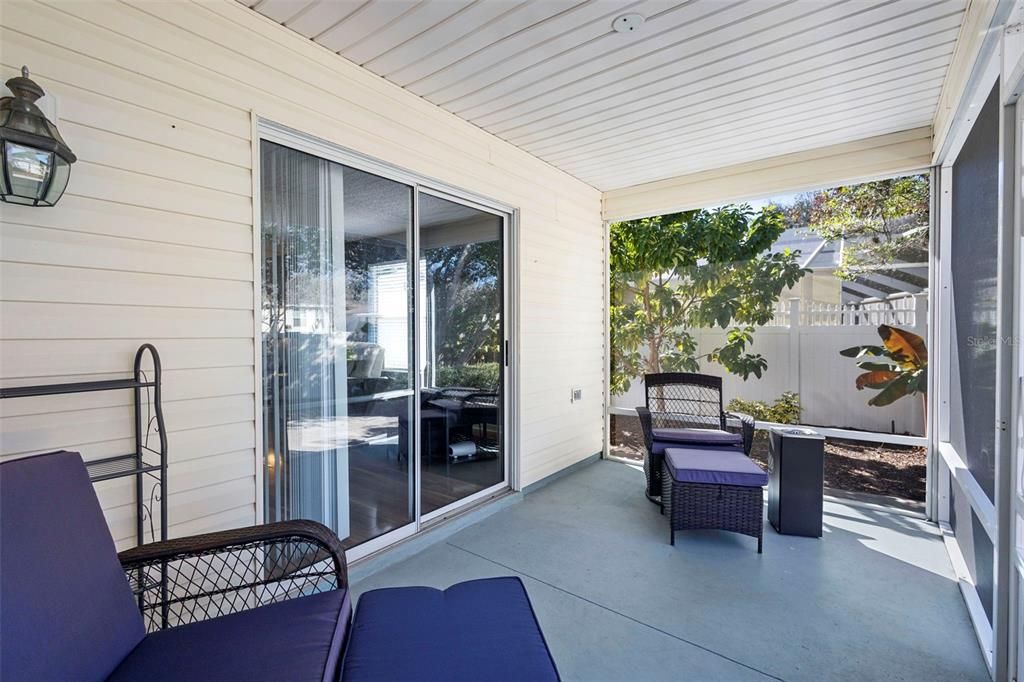 En Venta: $299,999 (2 camas, 2 baños, 1283 Pies cuadrados)