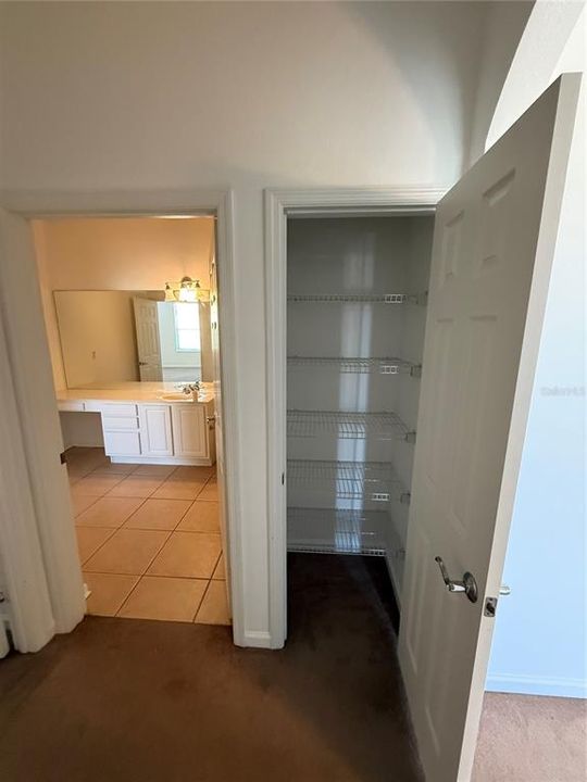 En Venta: $225,000 (3 camas, 2 baños, 1412 Pies cuadrados)