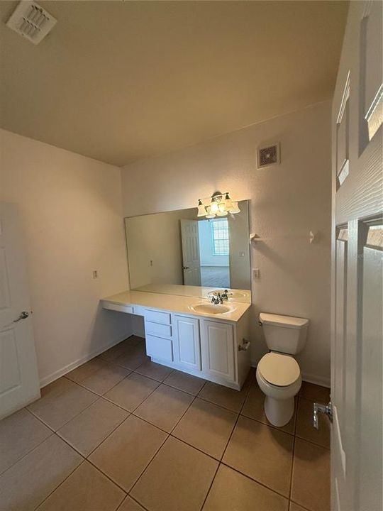 En Venta: $225,000 (3 camas, 2 baños, 1412 Pies cuadrados)