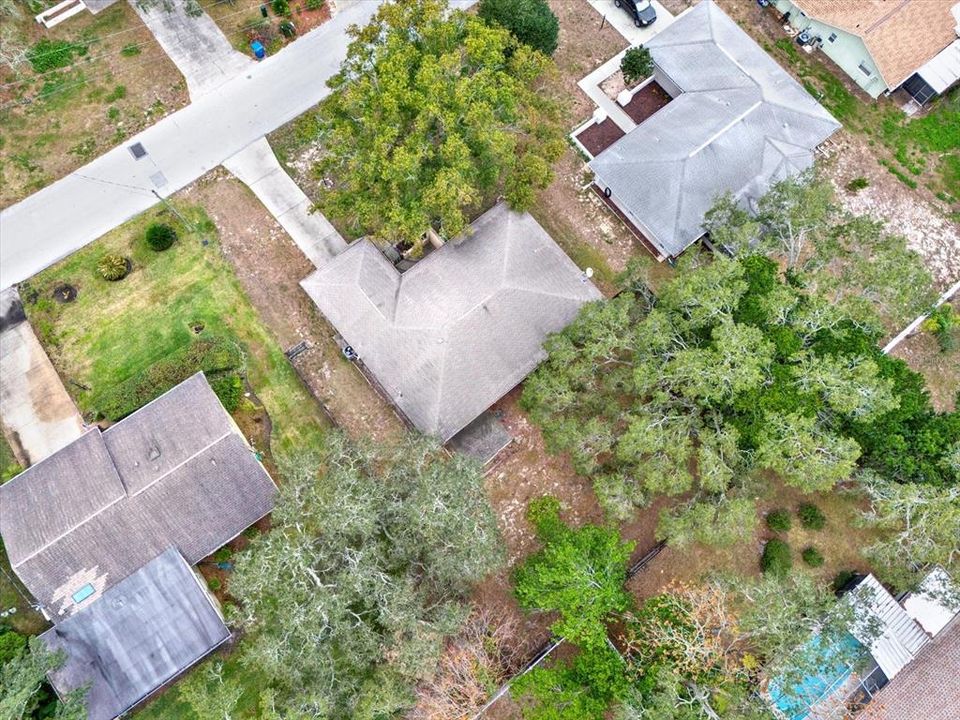 For Sale: $224,900 (2 beds, 2 baths, 1418 Square Feet)