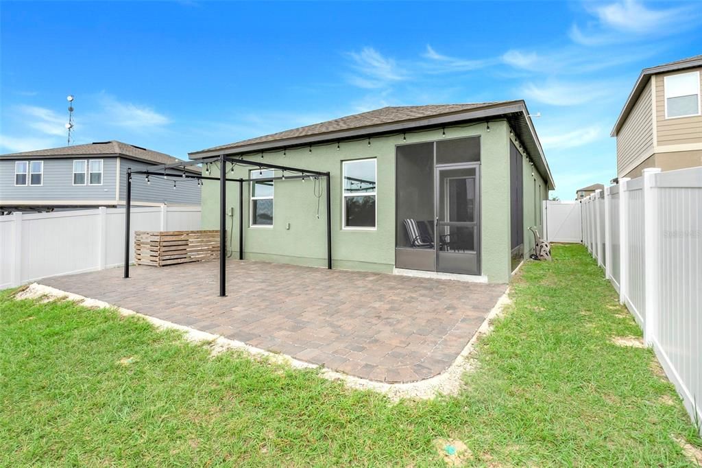 出租: $2,400 (3 贝兹, 2 浴室, 1757 平方英尺)