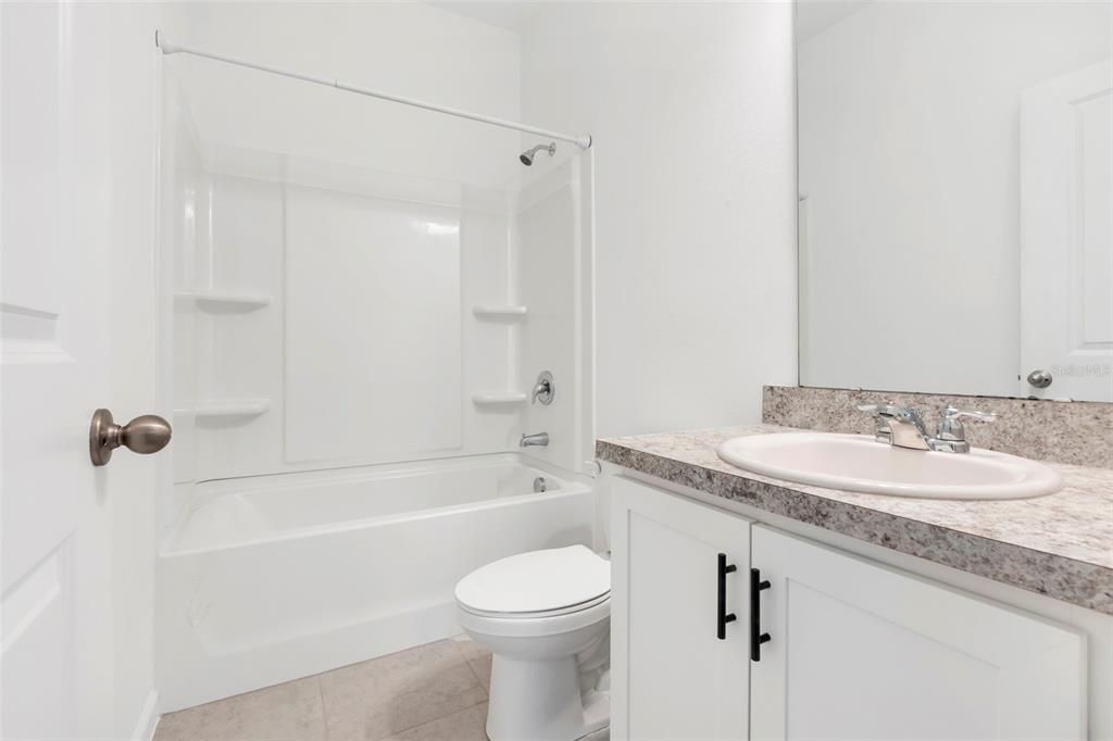 出租: $2,400 (3 贝兹, 2 浴室, 1757 平方英尺)