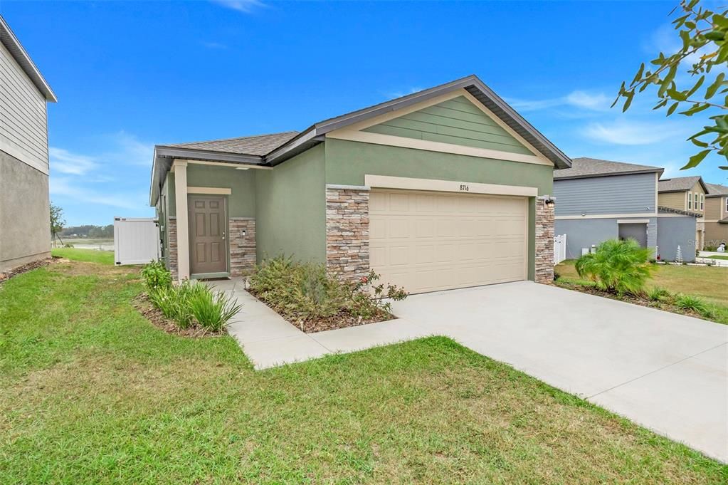 出租: $2,400 (3 贝兹, 2 浴室, 1757 平方英尺)