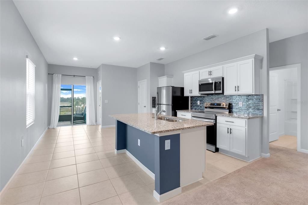 出租: $2,400 (3 贝兹, 2 浴室, 1757 平方英尺)