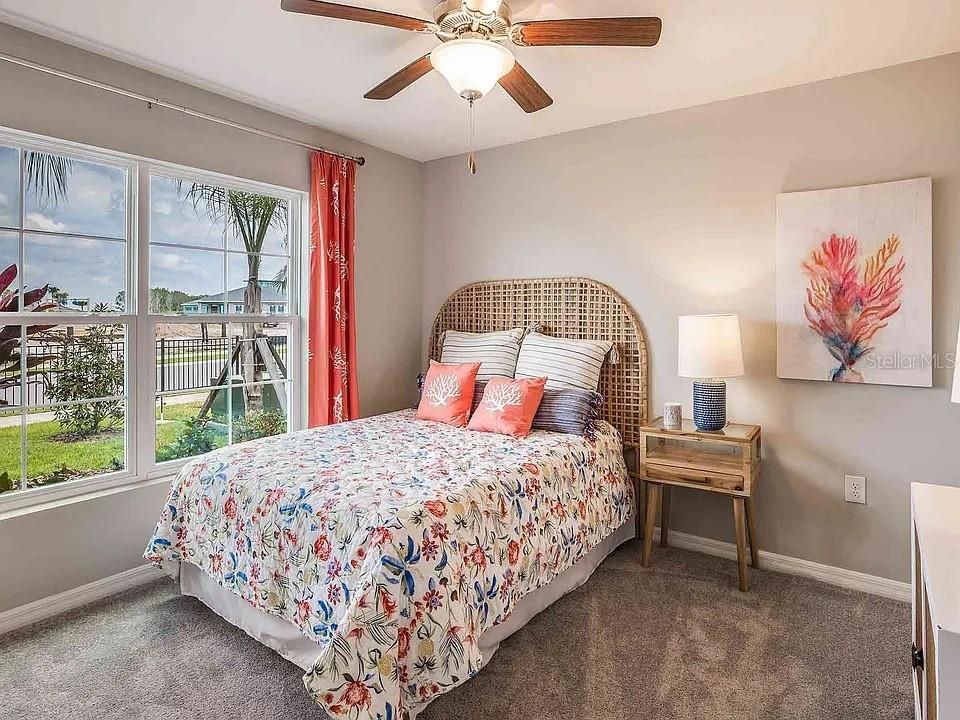 出租: $2,000 (4 贝兹, 2 浴室, 1827 平方英尺)