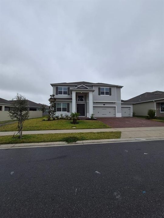 For Rent: $3,800 (3 beds, 3 baths, 3556 Square Feet)