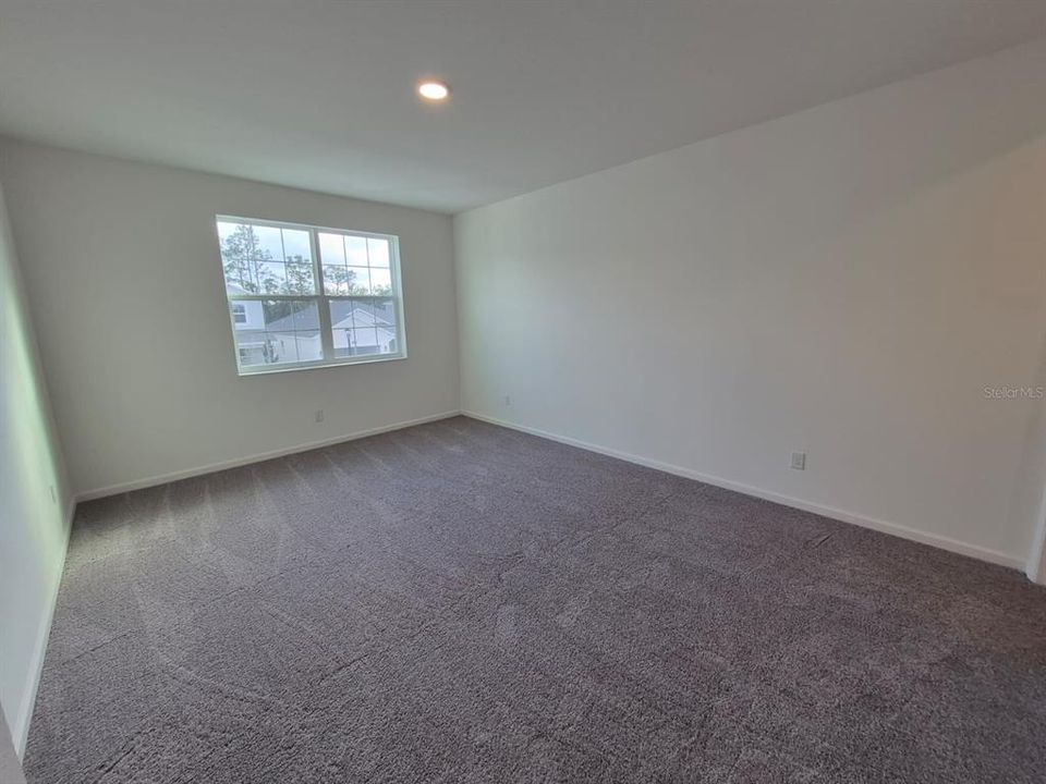 For Rent: $3,800 (3 beds, 3 baths, 3556 Square Feet)