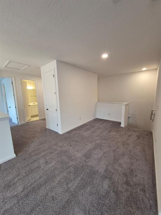 For Rent: $3,800 (3 beds, 3 baths, 3556 Square Feet)