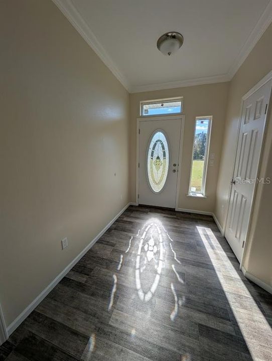 En Venta: $370,000 (3 camas, 2 baños, 2040 Pies cuadrados)