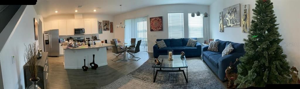 For Rent: $2,450 (3 beds, 2 baths, 1747 Square Feet)