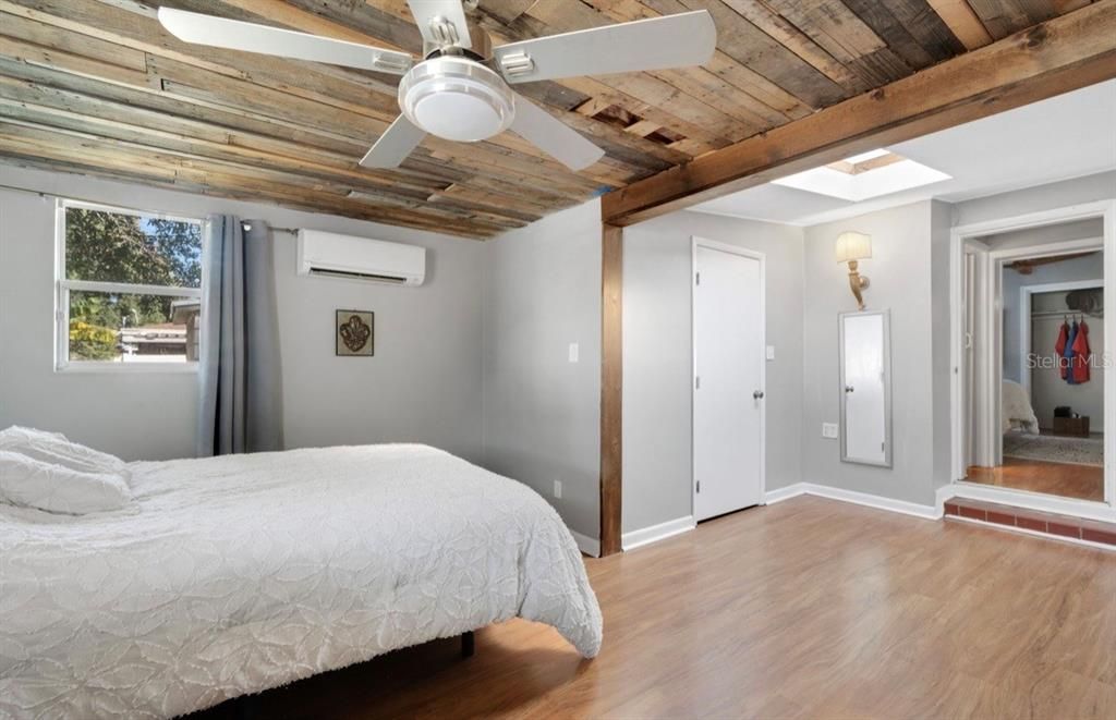 For Sale: $354,900 (3 beds, 2 baths, 1515 Square Feet)