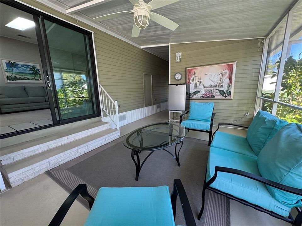 For Sale: $200,000 (2 beds, 2 baths, 1620 Square Feet)