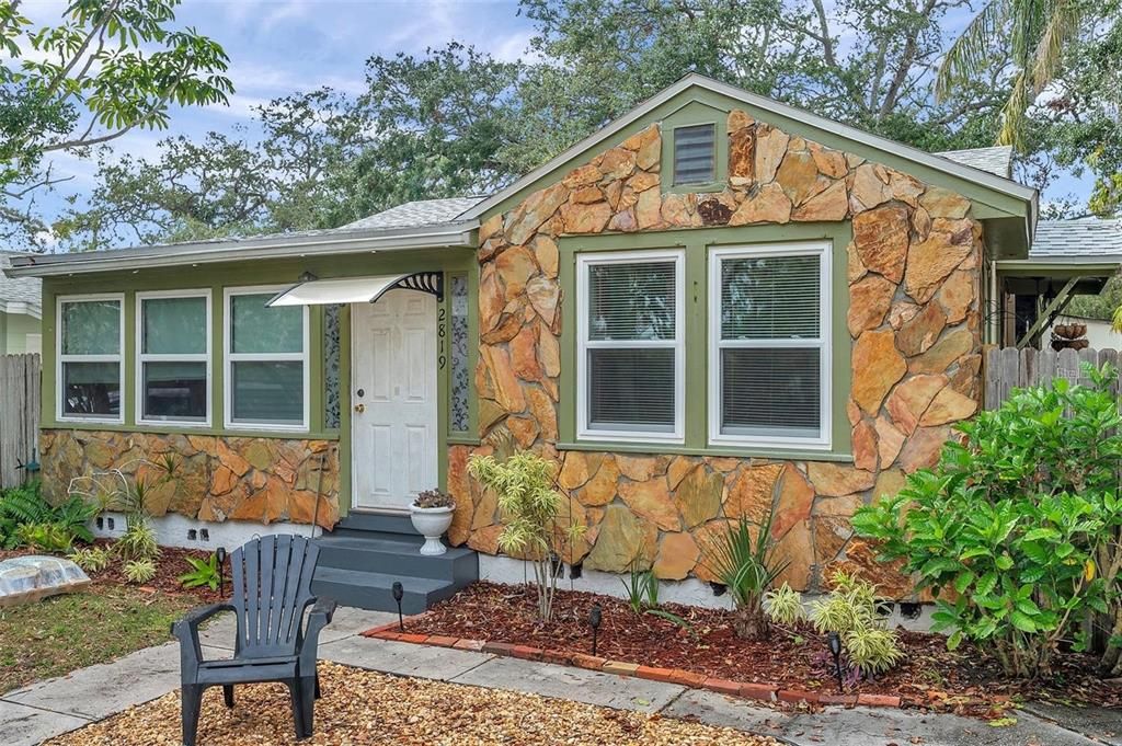 En Venta: $580,000 (3 camas, 3 baños, 1618 Pies cuadrados)