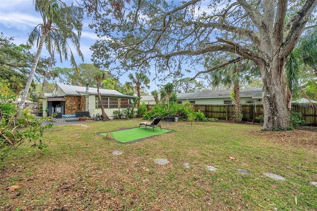 En Venta: $580,000 (3 camas, 3 baños, 1618 Pies cuadrados)