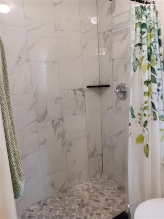 En Venta: $580,000 (3 camas, 3 baños, 1618 Pies cuadrados)