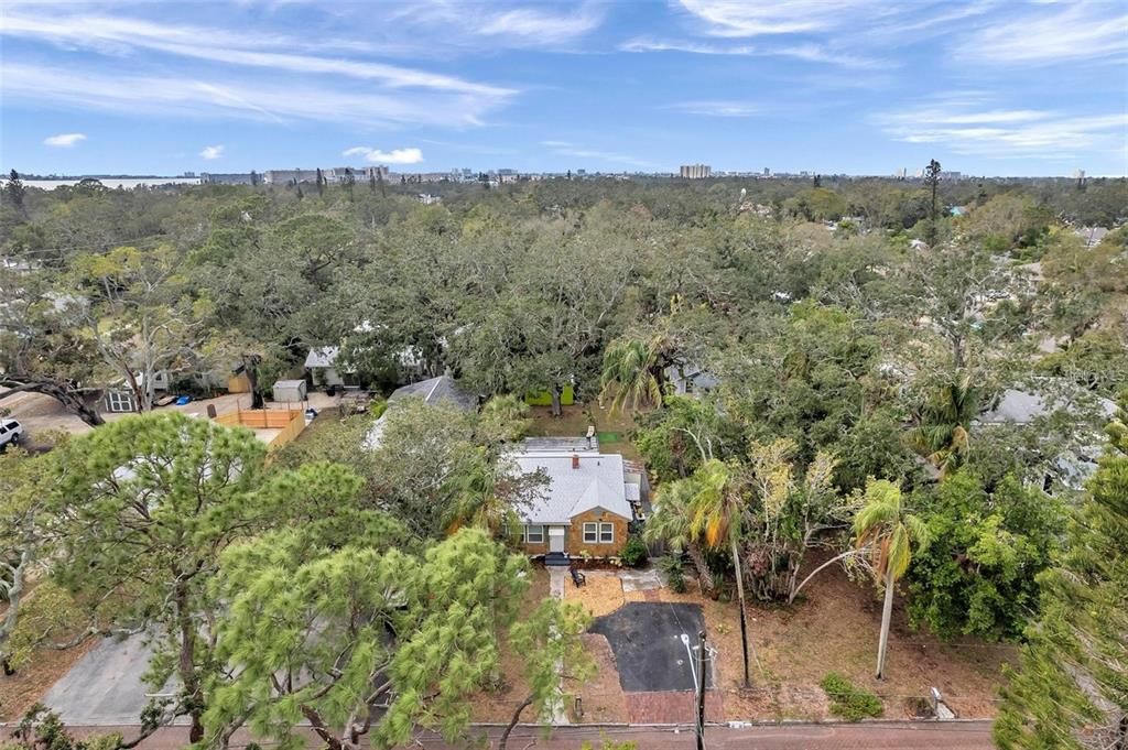 En Venta: $580,000 (3 camas, 3 baños, 1618 Pies cuadrados)