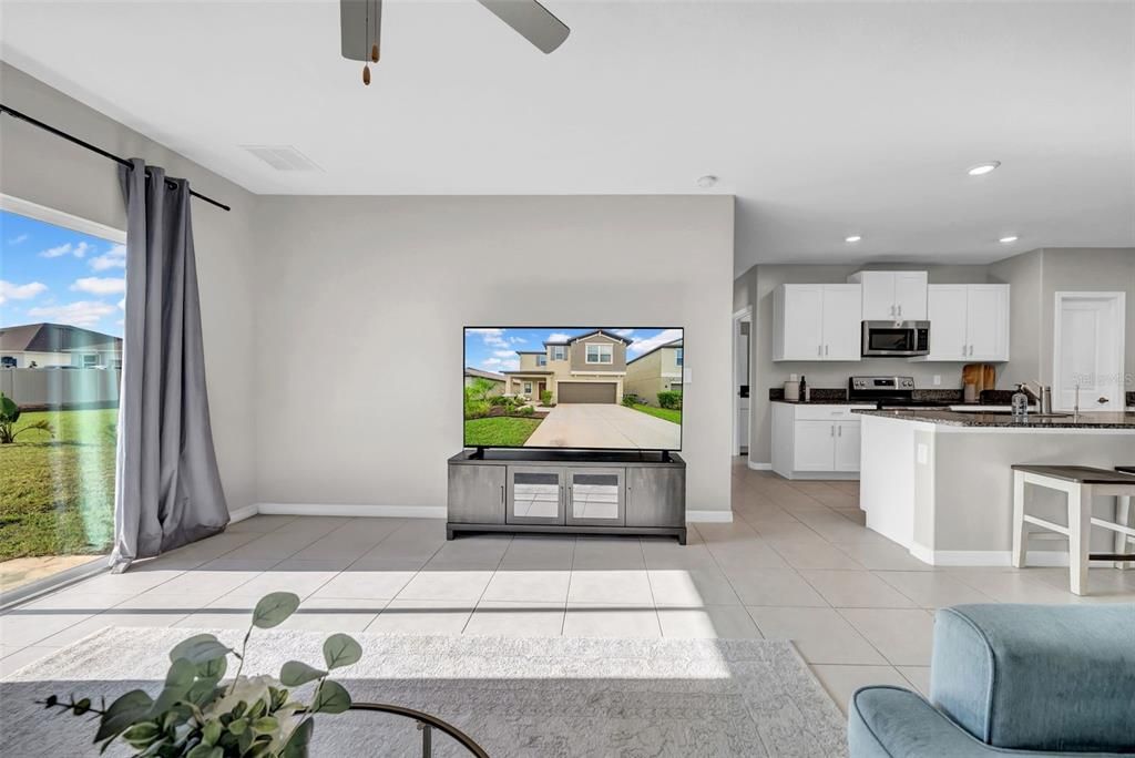 En Venta: $485,000 (6 camas, 3 baños, 2580 Pies cuadrados)