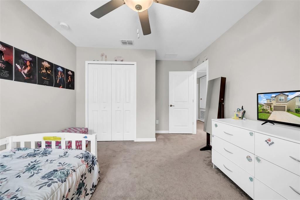 En Venta: $485,000 (6 camas, 3 baños, 2580 Pies cuadrados)