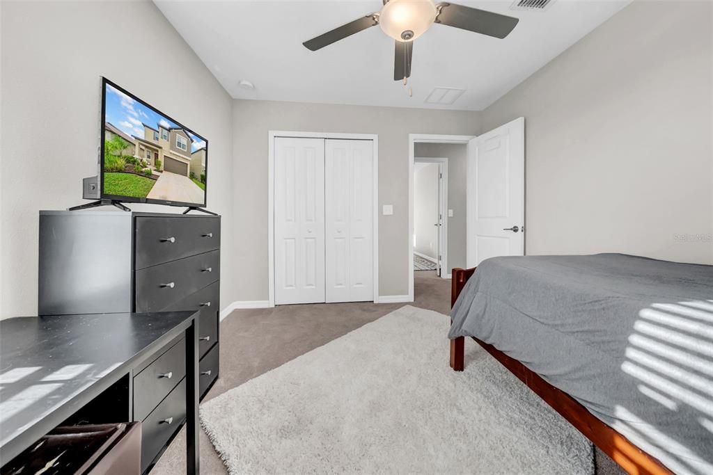 En Venta: $485,000 (6 camas, 3 baños, 2580 Pies cuadrados)