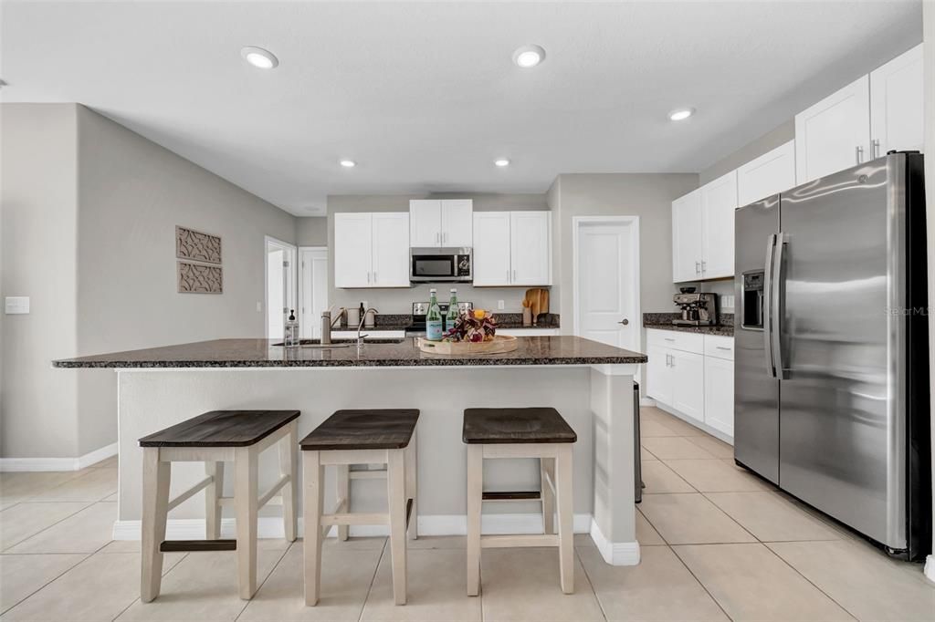 En Venta: $485,000 (6 camas, 3 baños, 2580 Pies cuadrados)