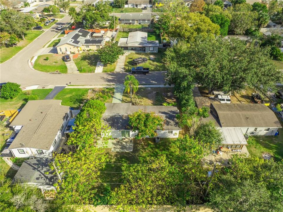 For Rent: $2,000 (3 beds, 2 baths, 1019 Square Feet)