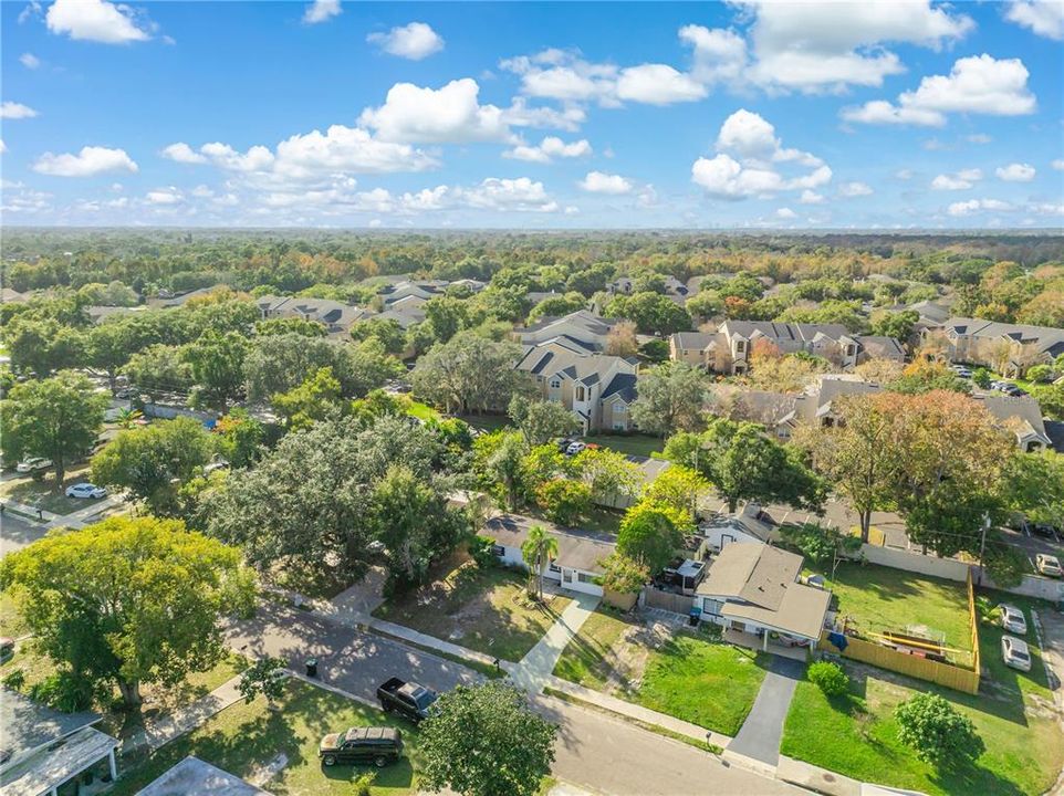 For Rent: $2,000 (3 beds, 2 baths, 1019 Square Feet)