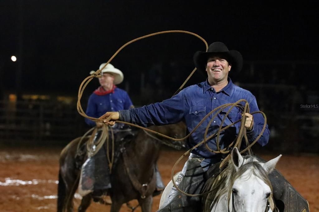 待售: $220,000 (0.09 acres)