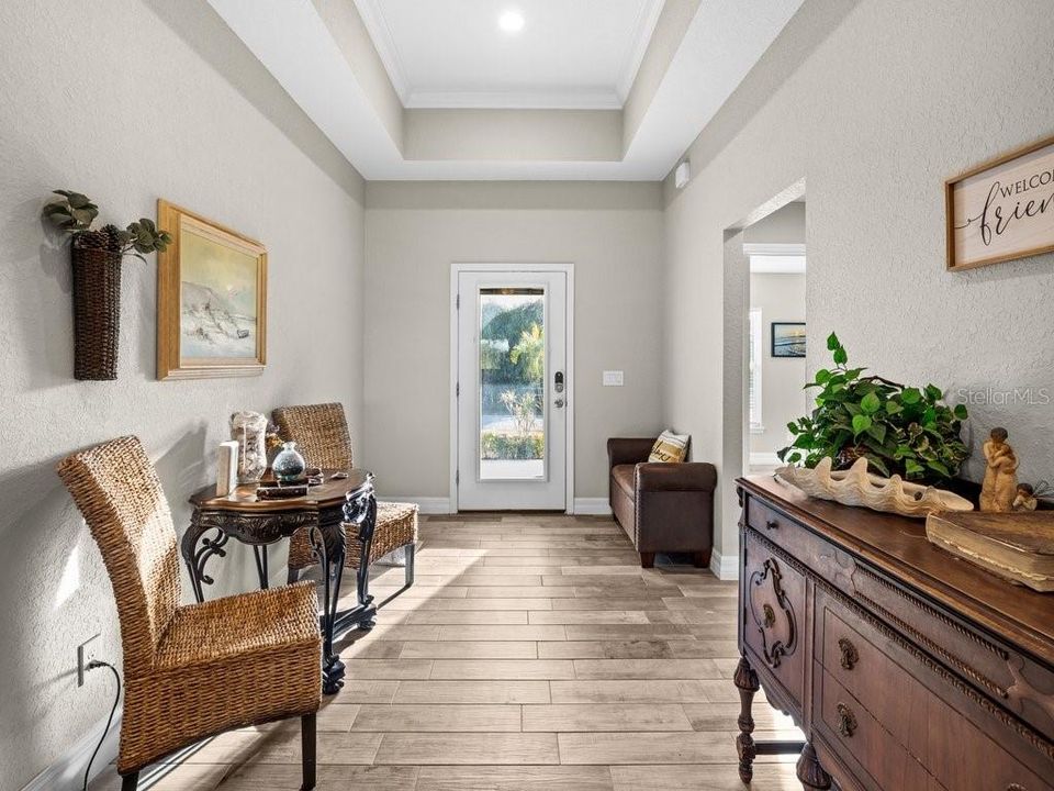 For Sale: $549,900 (3 beds, 2 baths, 1663 Square Feet)