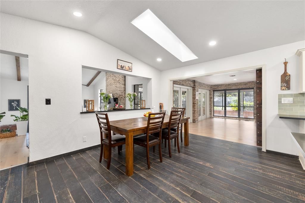 На продажу: $1,450,000 (3 спален, 3 ванн, 2576 Квадратных фут)