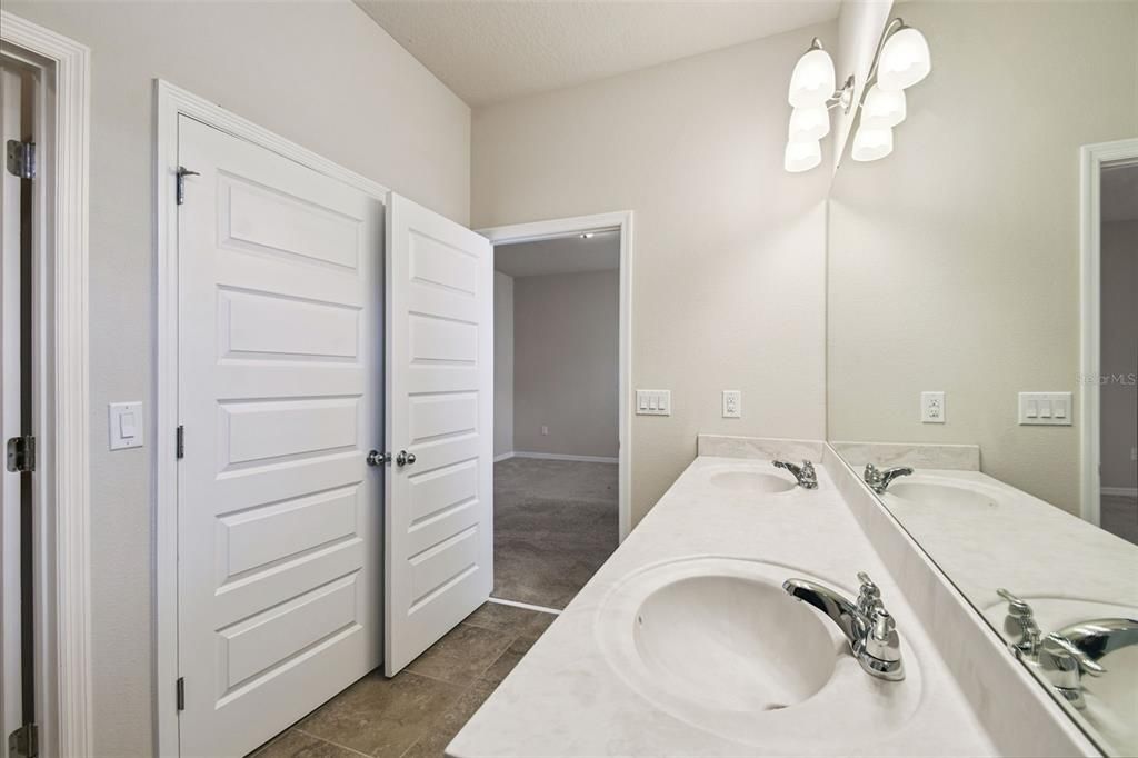 待售: $499,900 (3 贝兹, 2 浴室, 1685 平方英尺)