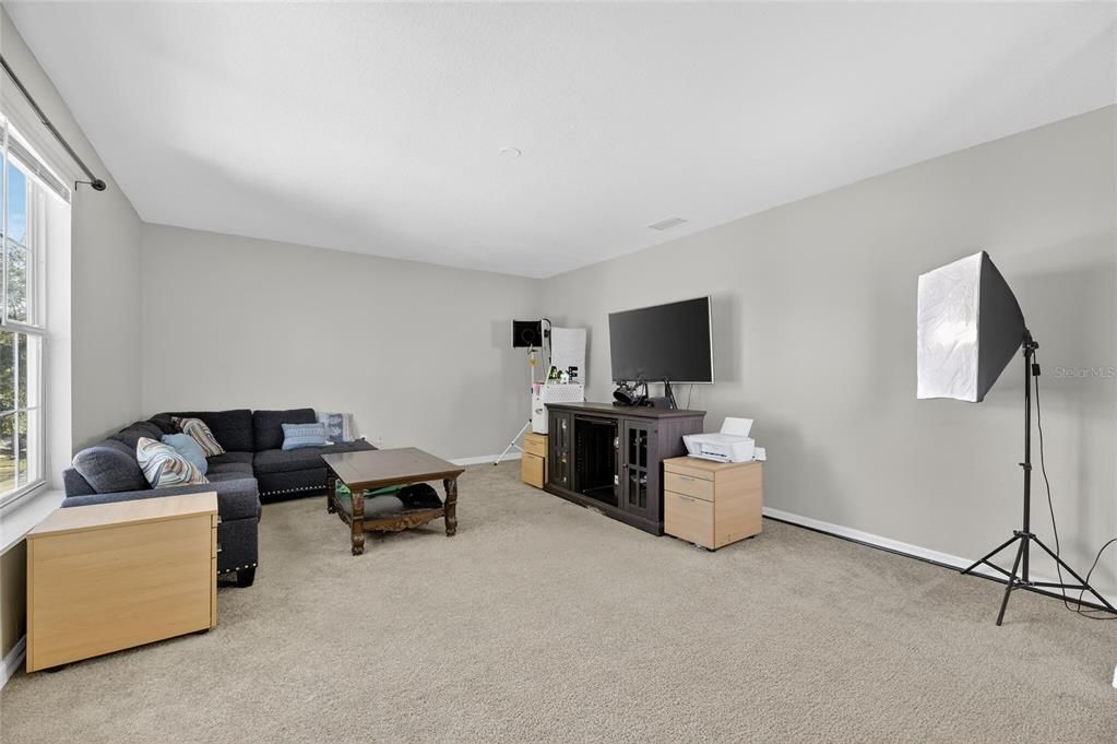 For Sale: $365,000 (4 beds, 2 baths, 2220 Square Feet)