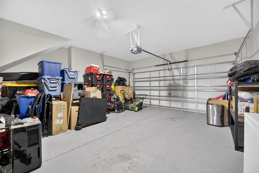 For Sale: $365,000 (4 beds, 2 baths, 2220 Square Feet)