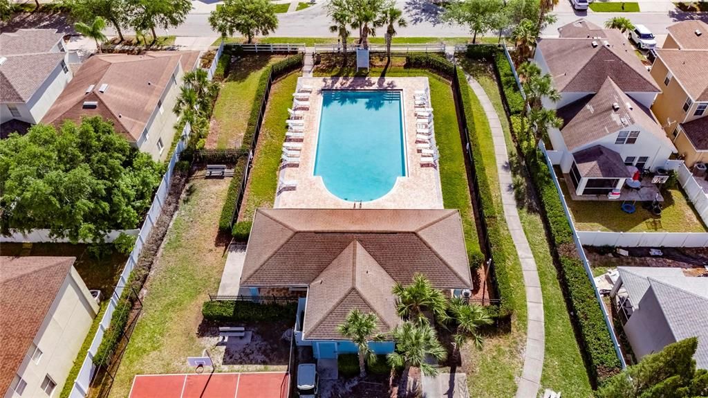 For Sale: $365,000 (4 beds, 2 baths, 2220 Square Feet)