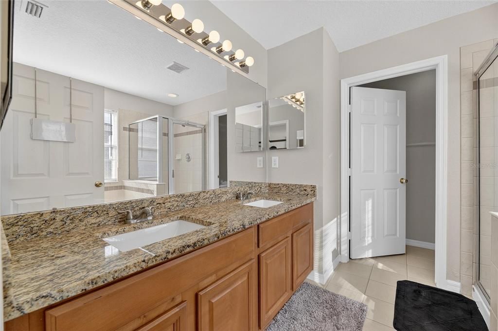 For Sale: $365,000 (4 beds, 2 baths, 2220 Square Feet)