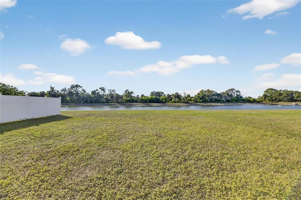 For Sale: $365,000 (4 beds, 2 baths, 2220 Square Feet)