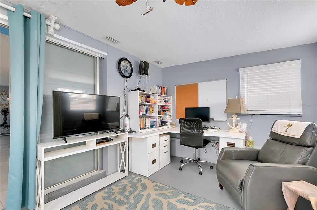 En Venta: $269,900 (2 camas, 2 baños, 1057 Pies cuadrados)