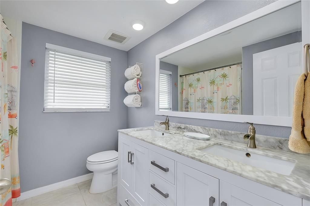 En Venta: $269,900 (2 camas, 2 baños, 1057 Pies cuadrados)