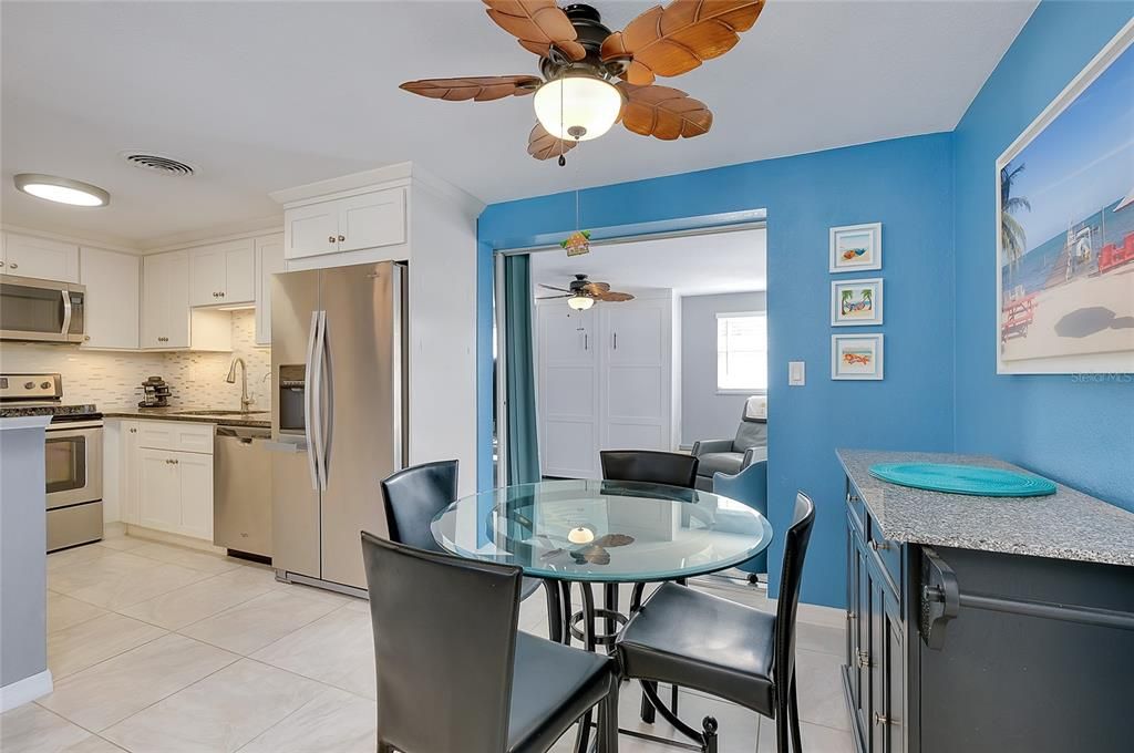 En Venta: $269,900 (2 camas, 2 baños, 1057 Pies cuadrados)