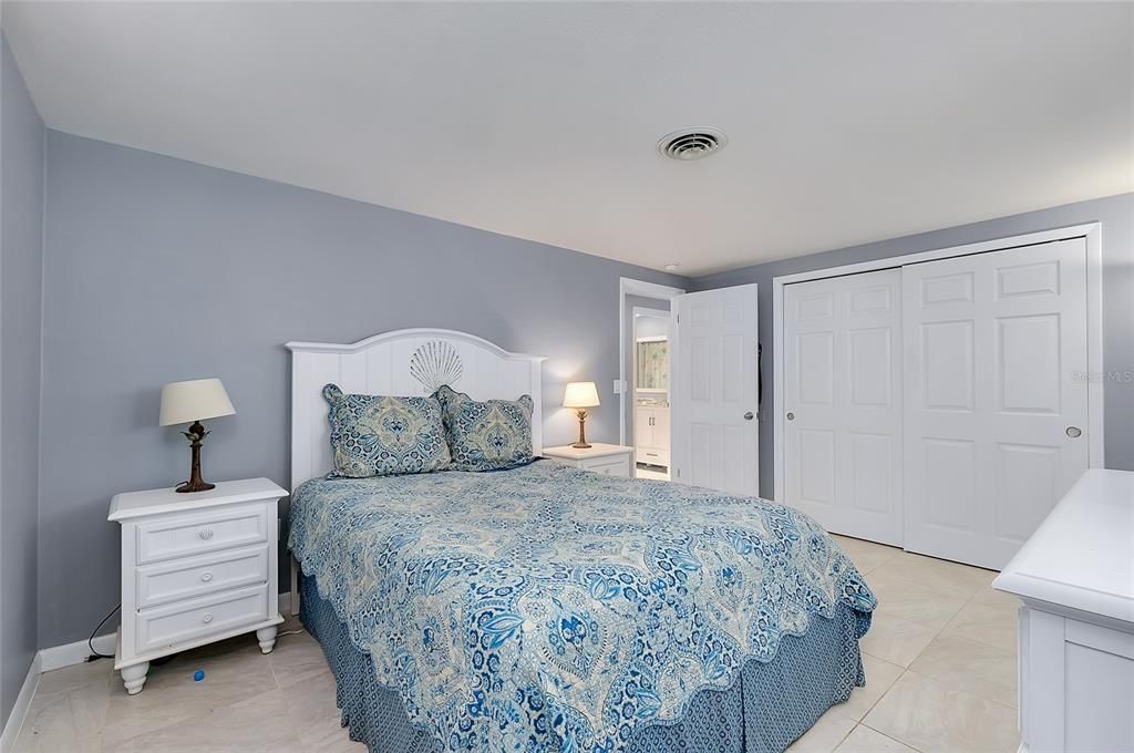 En Venta: $269,900 (2 camas, 2 baños, 1057 Pies cuadrados)