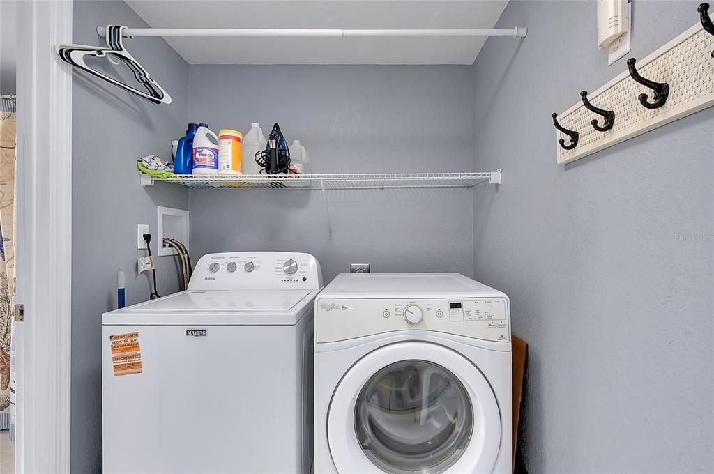 En Venta: $269,900 (2 camas, 2 baños, 1057 Pies cuadrados)