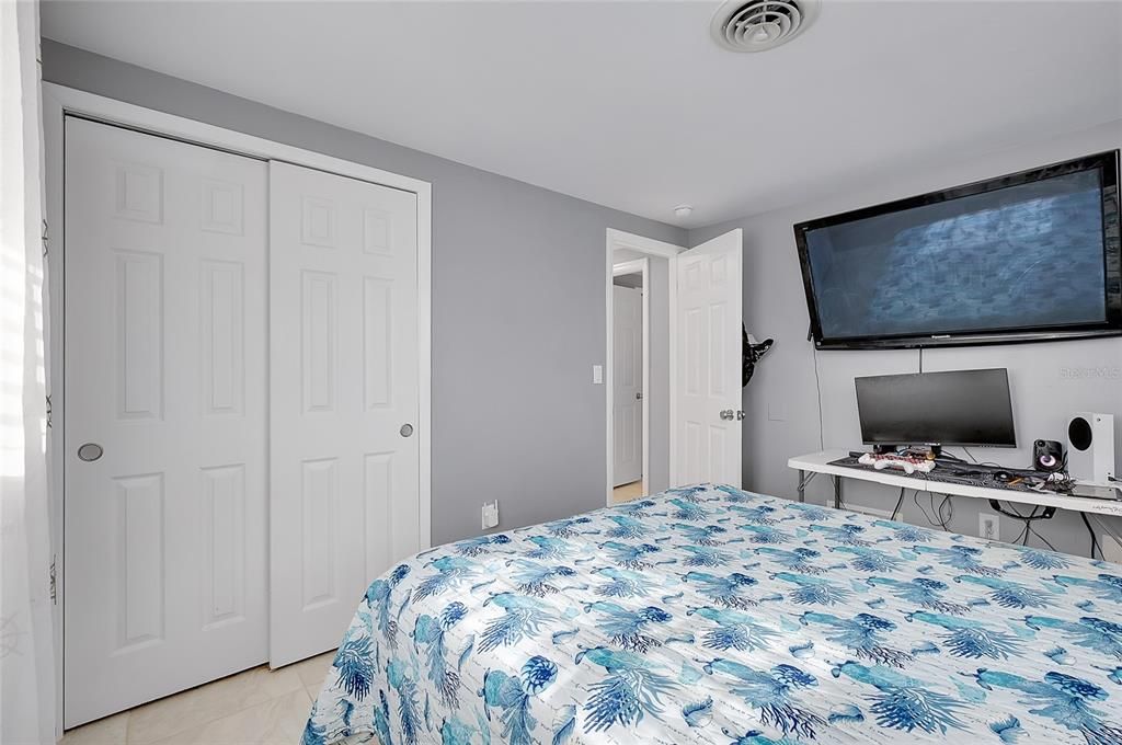 En Venta: $269,900 (2 camas, 2 baños, 1057 Pies cuadrados)