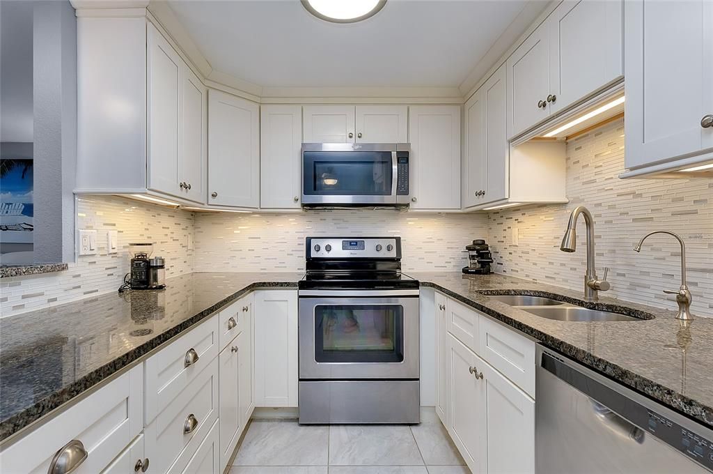 En Venta: $269,900 (2 camas, 2 baños, 1057 Pies cuadrados)