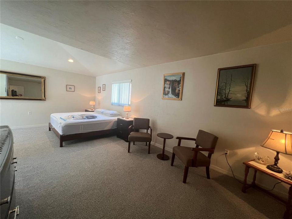 出租: $2,800 (3 贝兹, 2 浴室, 1935 平方英尺)